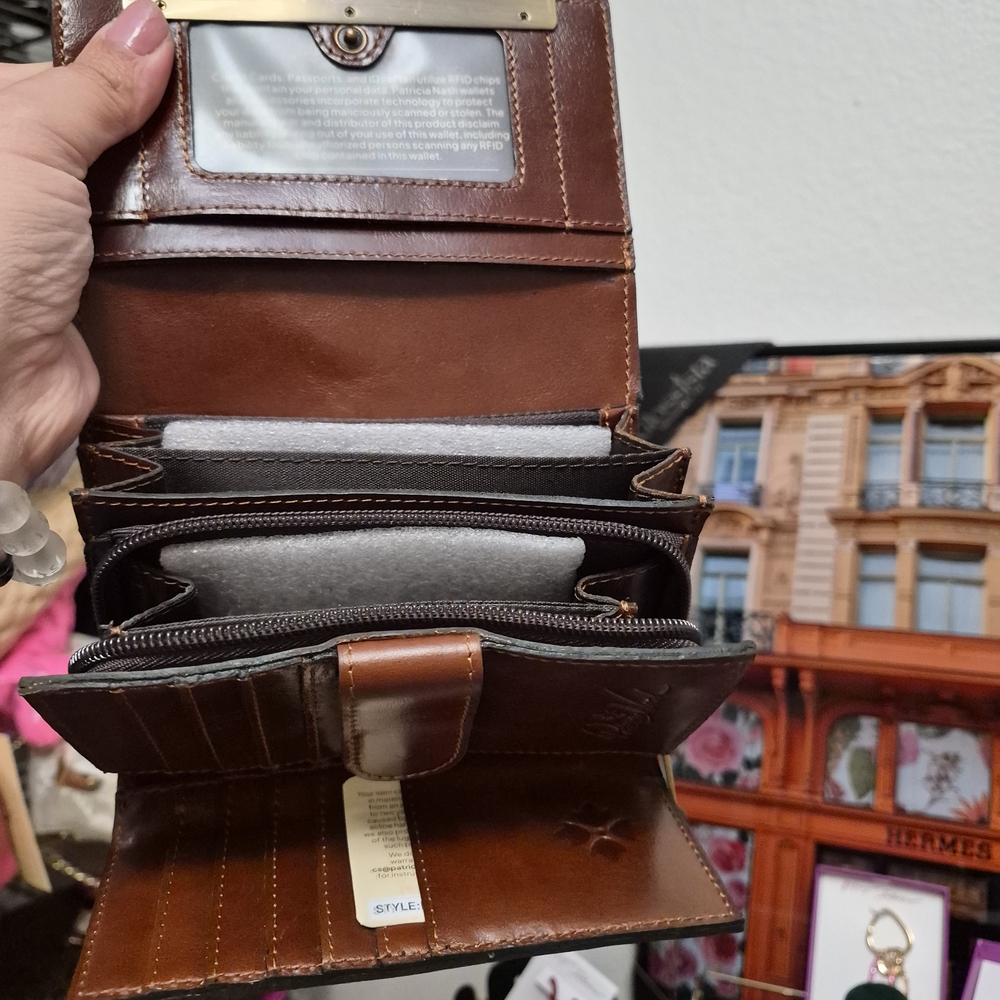 Patricia Nash Floral Wallet - Multicolor - Picture 3 of 8